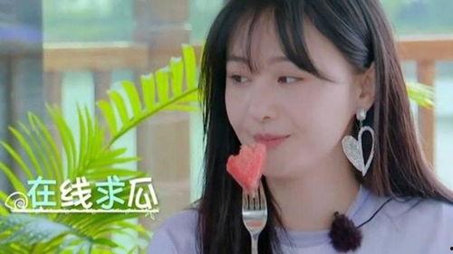 娱乐吃瓜酱和七七,揭秘娱乐圈背后的故事